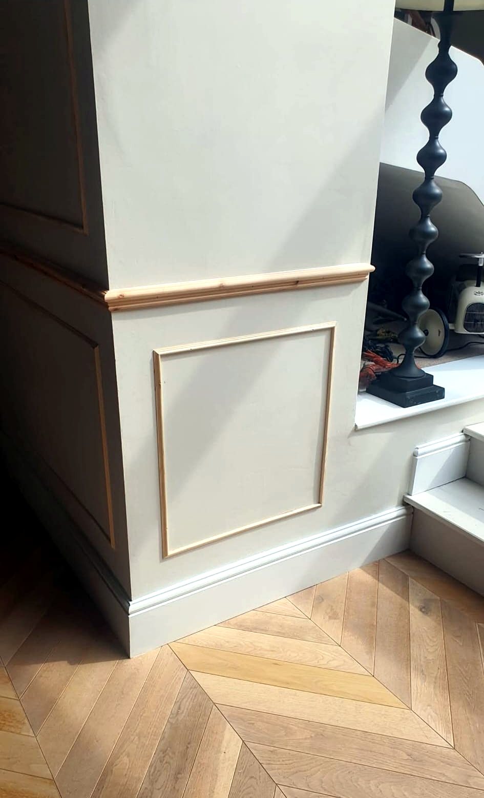 Staircase balustrade repair and finishing